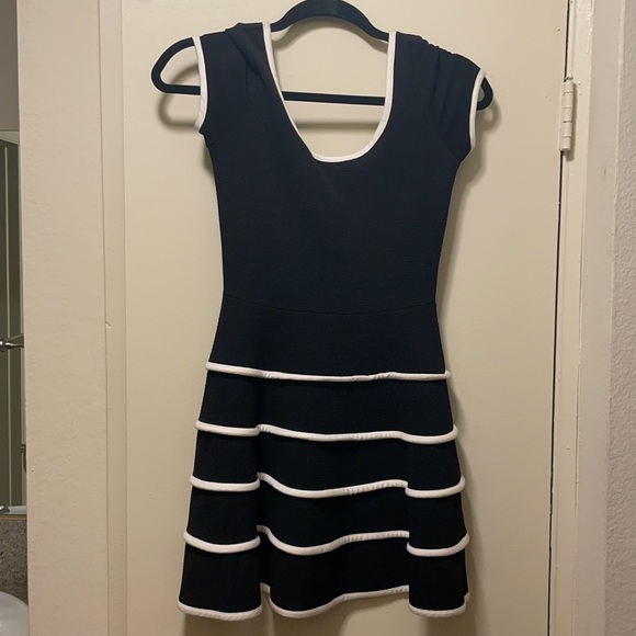 Mini Dress - Picture 4 of 6